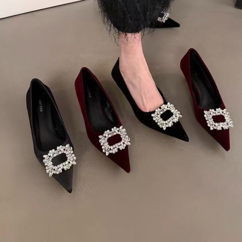 Zwarte katje- en damesschoenen - Kitten Heel Women recensie en prijs